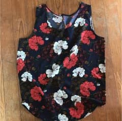 アンティカ 花柄タンクトップのサムネイル