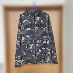BURTON カモフラ柄 ジップアップパーカーのサムネイル