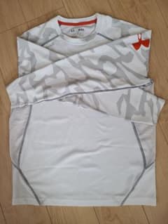 メンズTシャツのサムネイル