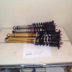 UCF20/21セルシオ用車高調のサムネイル