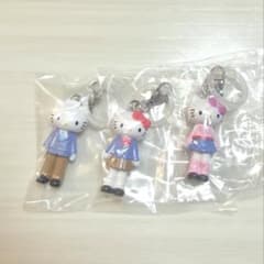 ハローキティ あしながめじるしアクセサリー ダニエル キティ 制服 ハートのサムネイル