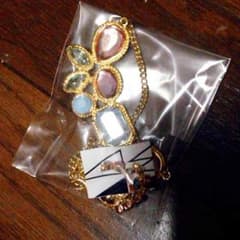 ネックレス＆ピアスのサムネイル