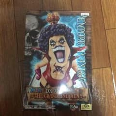 ワンピースフィギュアのサムネイル