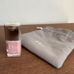 Dior ネイルカラーのサムネイル