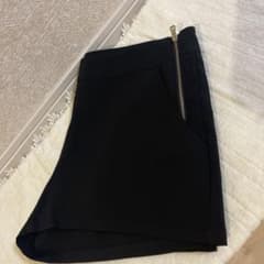 Forever21ブラック ショートパンツ ジップデザインのサムネイル