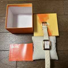 ホワイト時計のサムネイル