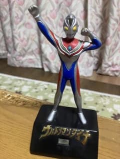 【非売品】テレビマガジン限定 ウルトラマンダイナ フィギュア付き置時計のサムネイル