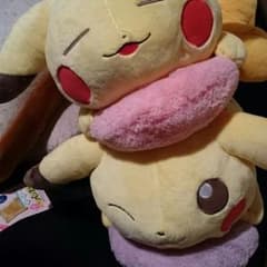 ピカチュウ きみにむちゅうめちゃでかぬいぐるみ２個セットのサムネイル