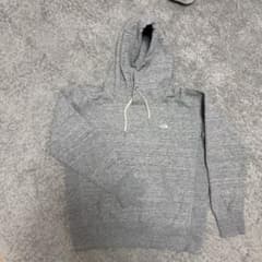 THE NORTH FACE グレー パーカー Lサイズのサムネイル