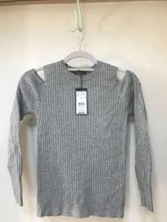 新品 イング  ニット 肩出し カットソーのサムネイル