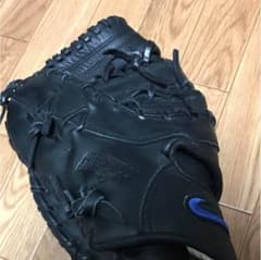 ナイキ 左利き用グローブのサムネイル