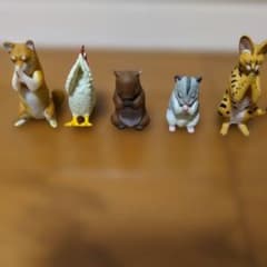 ガチャガチャ 合掌 動物 フィギュア 5種セットのサムネイル