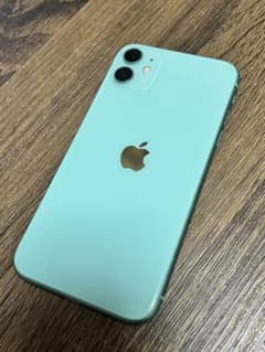 美品　iPhone11 64GB SIMフリー　グリーンのサムネイル