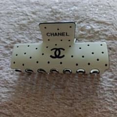 CHANEL♡シャネル♡ヘアクリップ♡ノベルティ♡1点のみ - メルカリ