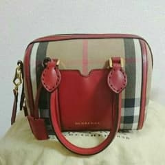 BURBERRY ショルダーバッグ 赤のサムネイル