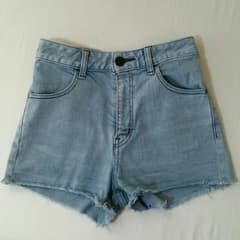 Moussy ショートパンツ　ショーパン　ハイウエスト　マウジーのサムネイル