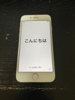 送料無料　iPhone 7 Silver 128 GB SIMフリーのサムネイル