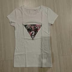 GUESS レディースTシャツのサムネイル