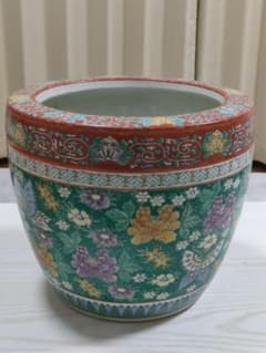 古伊万里焼 火鉢】 十錦手 百花繚乱 花蝶文色絵 手焙り 大正〜昭和初期