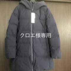 ユニクロ ダウンコートのサムネイル