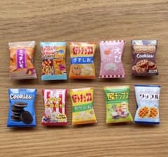 ミニチュアフード　ミニチュア　スナック菓子　フェイクフード　ガチャガチャのサムネイル