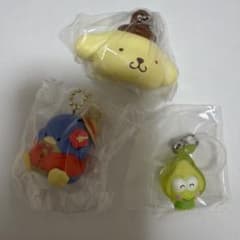 サンリオくだもの　けろけろけろっぴ　ポムポムプリン　タキシードサム　ガチャガチャのサムネイル