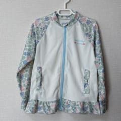 ラッシュガード 130サイズ フリル付きのサムネイル