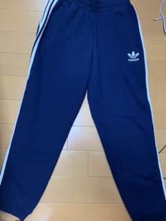 adidas originals トラックパンツのサムネイル