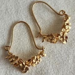 フラワー♡お花【ノワールドプーペ】ピアス ゴールド フープピアス☆ガット 好きも フラワー♡お花【ノワールドプーペ】ピアス ゴールド フープピアス