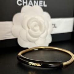 【シャネル】CHANEL ロゴ スプリング バングル ブレスレット 01P シャネル】CHANEL ロゴ スプリング バングル ブレスレット 01P - メルカリ