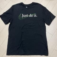 NIKE Tシャツのサムネイル