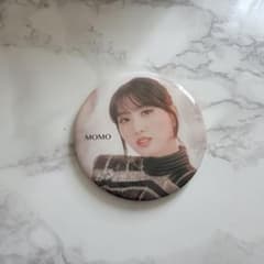 TWICE MOMO 缶バッジのサムネイル