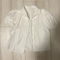 Jewelobe ブラウス ホワイト 花模様 パフスリーブのサムネイル