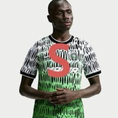新品 Nike × Slawn スローン サッカー Tシャツ ナイジェリア S - メルカリ