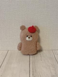 羊毛フェルト　くま　クマ　置物　ぬいぐるみ　ハンドメイドのサムネイル