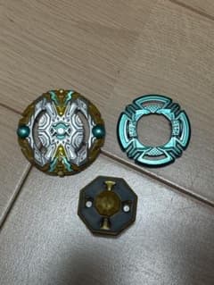 ベイブレードバースト　オリハルコンのサムネイル