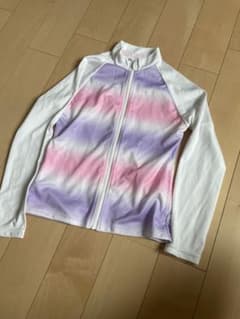 ラッシュガード130のサムネイル