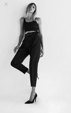 ZARA ベルト付きハイライズパンツのサムネイル