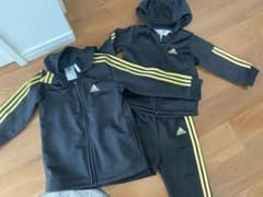 adidas 子供用パーカー　2点セットのサムネイル