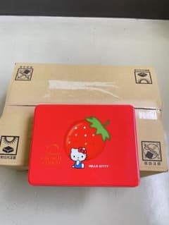 数量限定】もち吉×ハローキティ❤️クランチチョコ　5箱 数量限定】もち吉×ハローキティ❤️クランチチョコ 5箱 - メルカリ