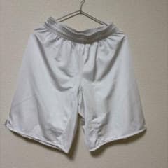 【値下げ中❗️】ハンドボール　ゲームパンツ　白のサムネイル