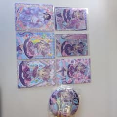 キミとアイドルプリキュア キュアキュンキュン カード・缶バッジセットのサムネイル