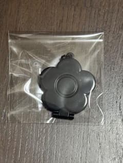 【新品未使用】MARY QUANT ミラーチャームのサムネイル