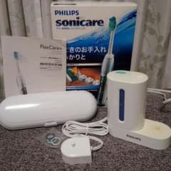 あっちゃん様専用☆☆【中古フィリップスソニッケアー充電器など日焼け、水垢汚れありのサムネイル