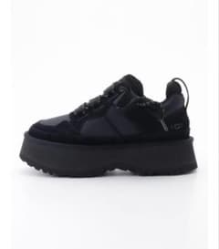 UGG/スニーカー／黒　ブラック　25㎝　アグ　アストロメル スニーカー ボリ…