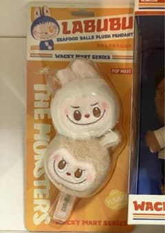 Wacky Mart seafood balls ペンダント　セット ラブブ Wacky Mart Seafood Balls ぬいぐるみペンダントの通販