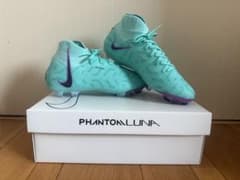 Nike Phantom Luna サッカーシューズのサムネイル