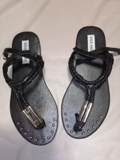 STEVE MADDEN サンダルのサムネイル