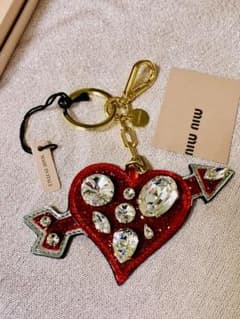 miu miu ハート アロー キーリング レッドのサムネイル