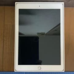 APPLE iPad WI-FI 32GB 2018 キーボードセットのサムネイル